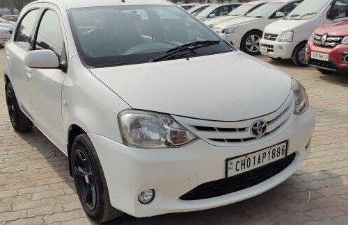 Toyota Etios Liva GD 2012 MT for sale in Chandigarh