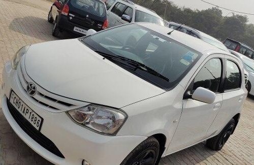 Toyota Etios Liva GD 2012 MT for sale in Chandigarh