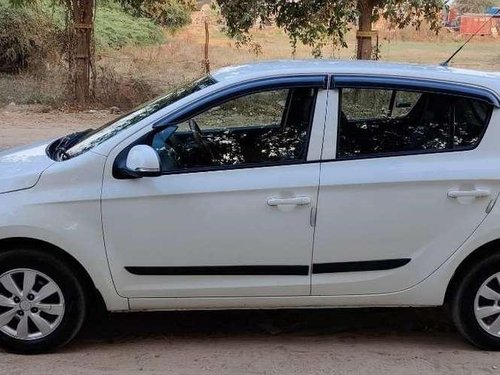 Used 2014 Hyundai i20 1.4 Sportz MT for sale in Ahmedabad