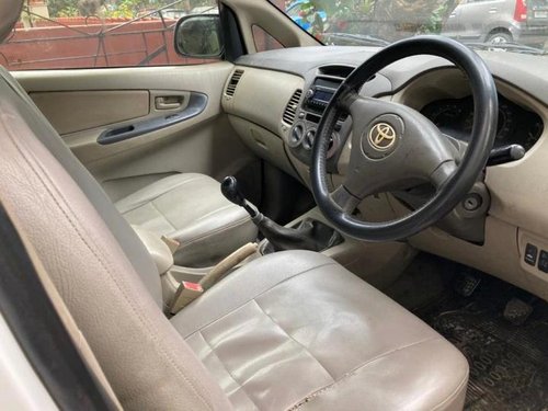 Used 2010 Innova  for sale in Kolkata