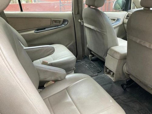 Used 2010 Innova  for sale in Kolkata