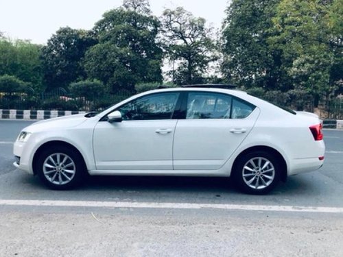 Used 2017 Octavia Style Plus 1.8 TSI AT  for sale in New Delhi