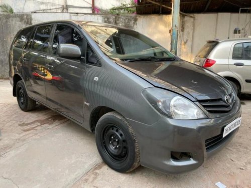 Used 2011 Innova  for sale in Kolkata