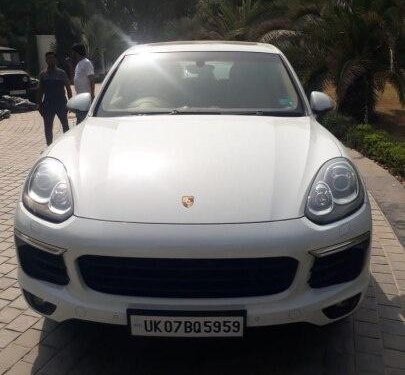 Used 2015 Cayenne Diesel Platinum Edition  for sale in New Delhi