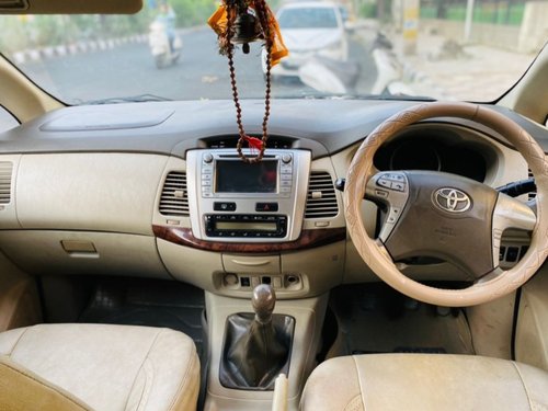 2013 Toyota Innova in North Delhi
