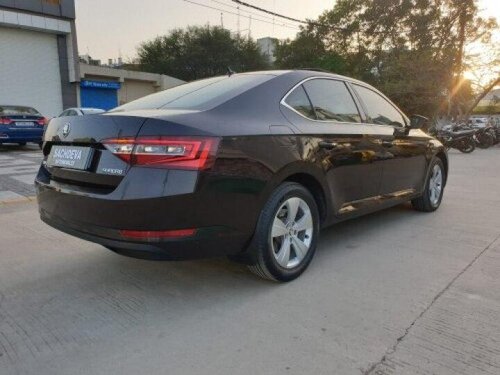 Used 2017 Superb Sportline 1.8 TSI AT  for sale in Indore