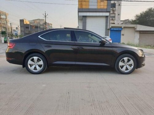 Used 2017 Superb Sportline 1.8 TSI AT  for sale in Indore