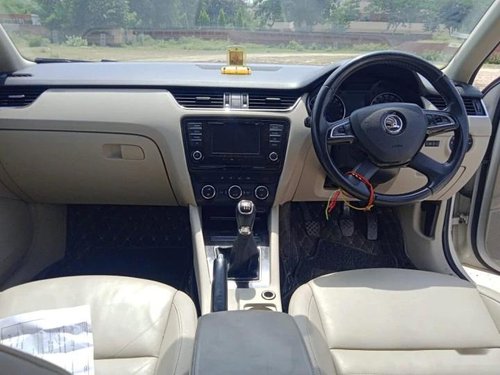 Used 2014 Octavia Ambition 2.0 TDI MT  for sale in Faridabad