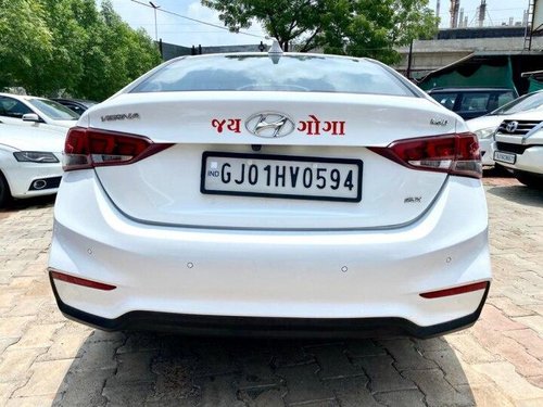Used 2017 Verna CRDi 1.6 AT SX Plus  for sale in Ahmedabad