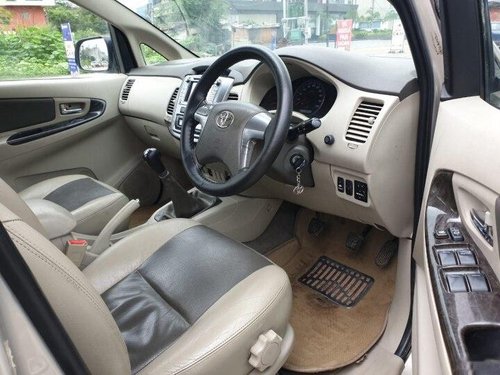 Used 2014 Innova 2.5 Z Diesel 7 Seater  for sale in Indore