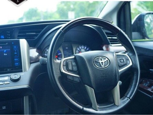 Used 2018 Innova Crysta 2.4 VX MT  for sale in New Delhi