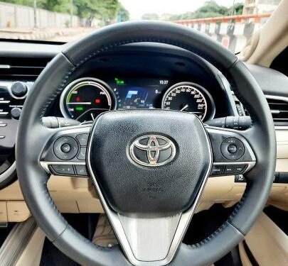 Used 2020 Camry Hybrid 2.5  for sale in New Delhi