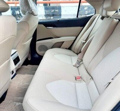 Used 2020 Camry Hybrid 2.5  for sale in New Delhi