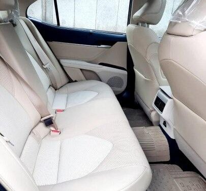 Used 2020 Camry Hybrid 2.5  for sale in New Delhi