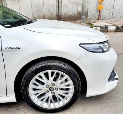 Used 2020 Camry Hybrid 2.5  for sale in New Delhi