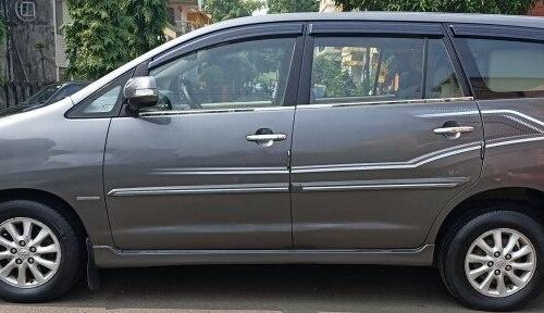 Used 2013 Innova  for sale in Kolkata