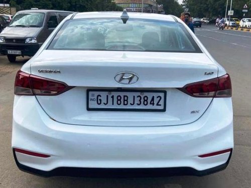 Used 2018 Verna CRDi 1.6 AT SX Option  for sale in Ahmedabad-3