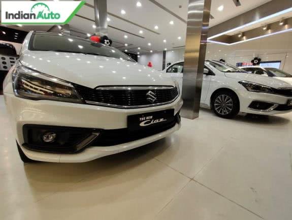 Maruti Ciaz S Bs6 Model Looks More Appealing In White Black Dual Tone Option