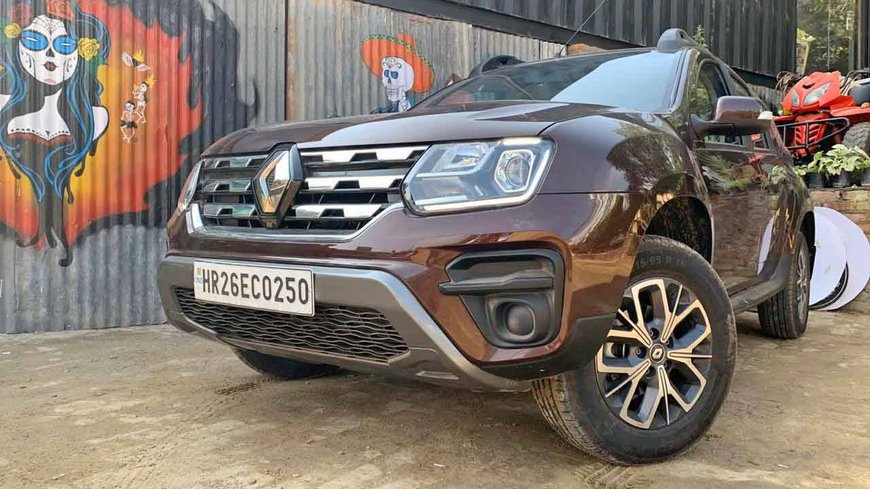 Renault Duster front angle